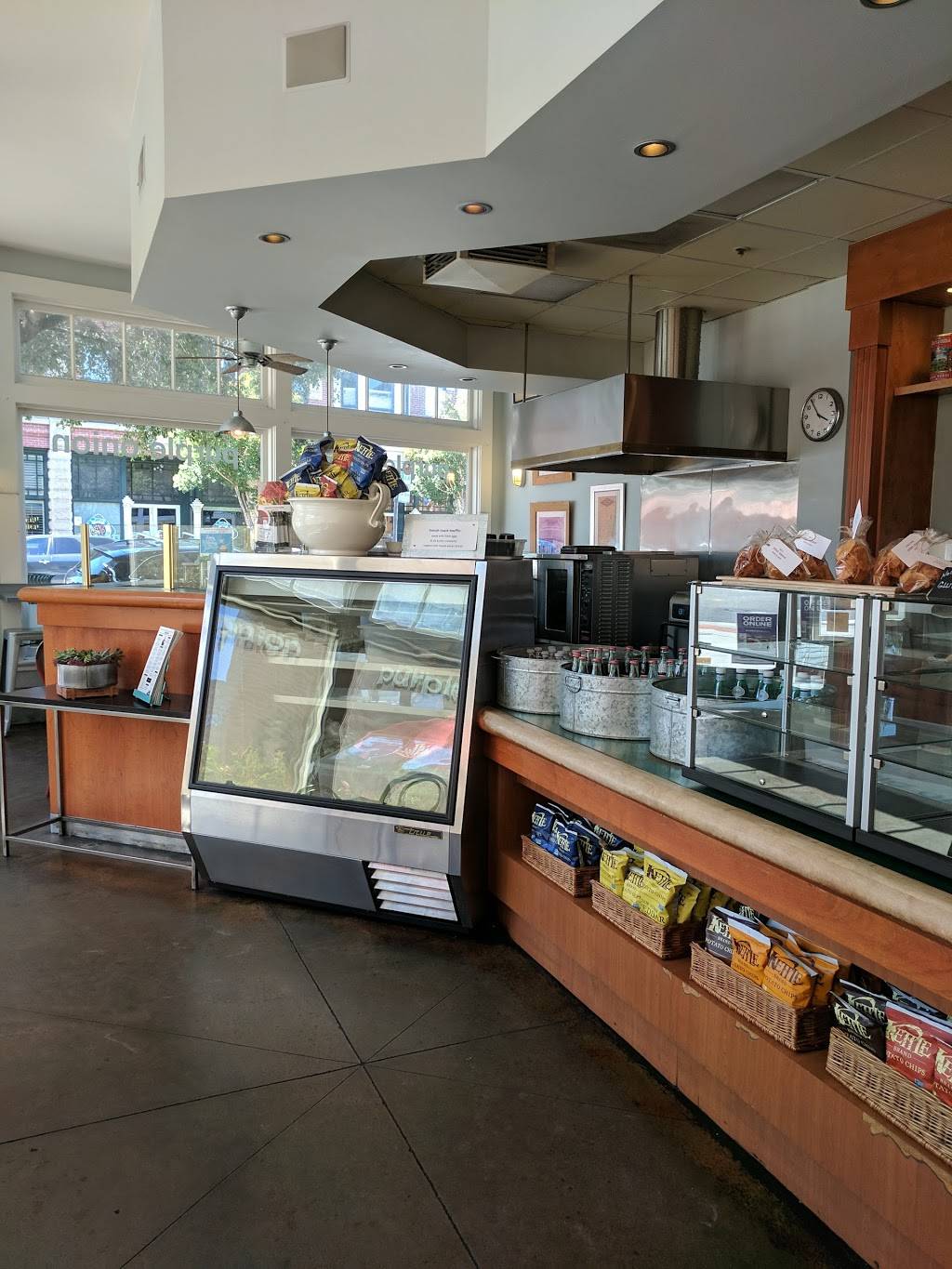 Purple Onion Café | cafe | 26 E Main St, Los Gatos, CA 95030, USA | 4083544125 OR +1 408-354-4125