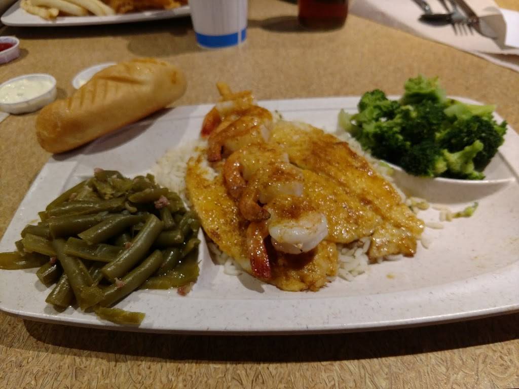 Captain Ds | restaurant | 1729 E Main St, Prattville, AL 36066, USA | 3343651355 OR +1 334-365-1355