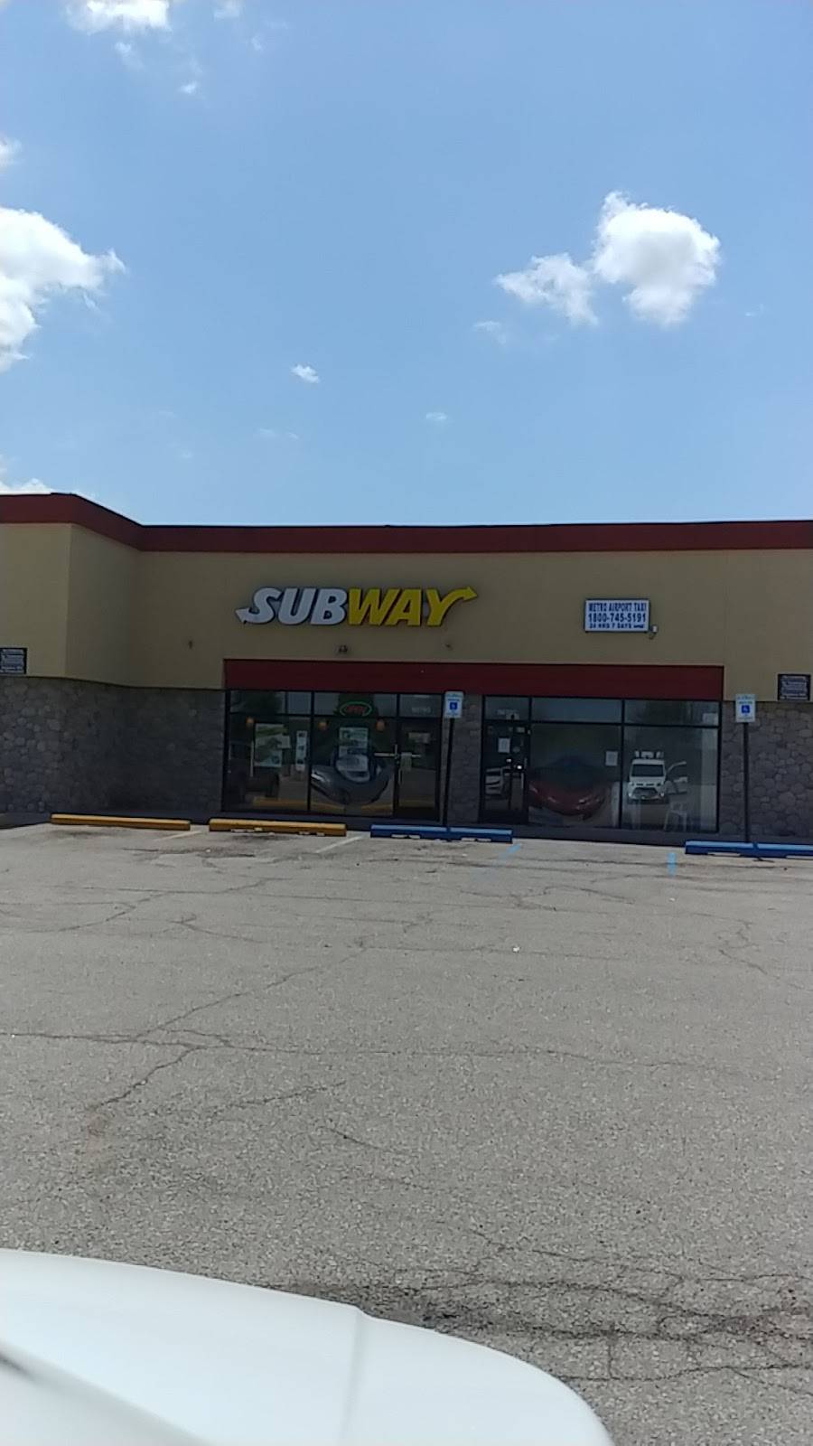 Subway | restaurant | 30795 Eureka Rd, Romulus, MI 48174, USA | 7349551948 OR +1 734-955-1948