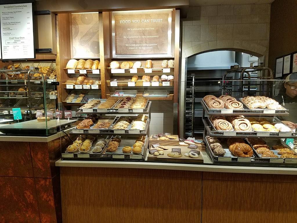 Panera Bread | cafe | 501 S State St, Chicago, IL 60605, USA | 3129221566 OR +1 312-922-1566