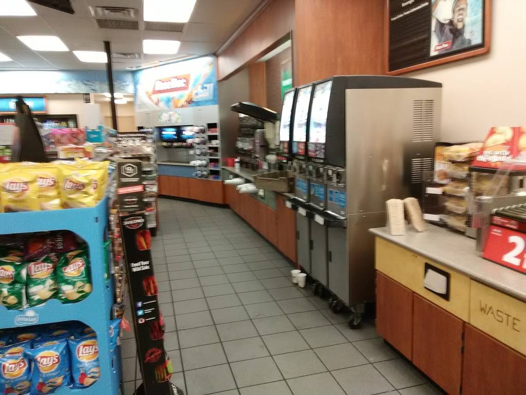 RaceTrac | bakery | 3031 W Hallandale Beach Blvd, Pembroke Park, FL 33021, USA | 9549869933 OR +1 954-986-9933