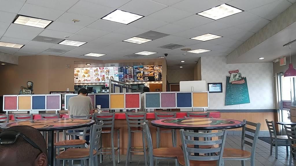 Taco Bell | meal takeaway | 9910 Key W Ave, Rockville, MD 20850, USA | 3017626547 OR +1 301-762-6547