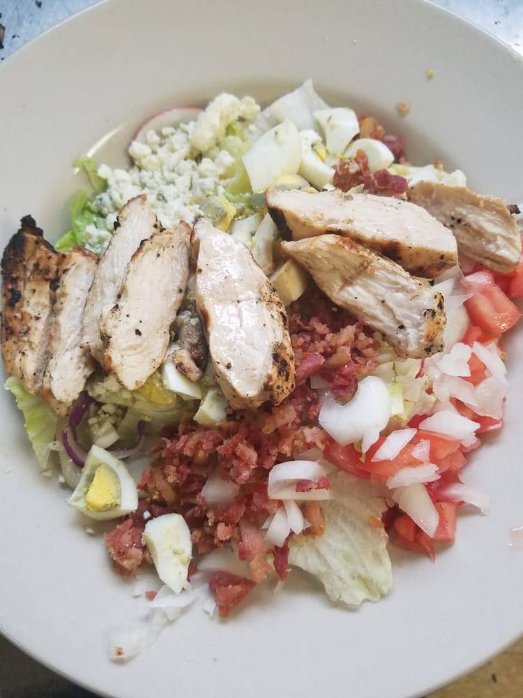 McGonigles Pub & Grill | restaurant | 915 E Emmett St, Battle Creek, MI 49014, USA | 2696601288 OR +1 269-660-1288