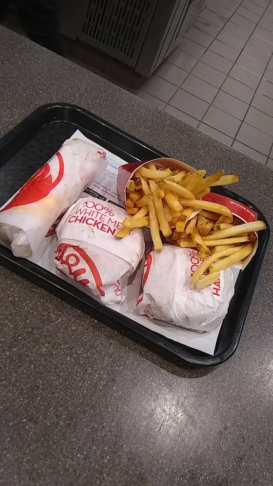 Wendys | restaurant | 4579 Austin Blvd, Island Park, NY 11558, USA | 5168890560 OR +1 516-889-0560