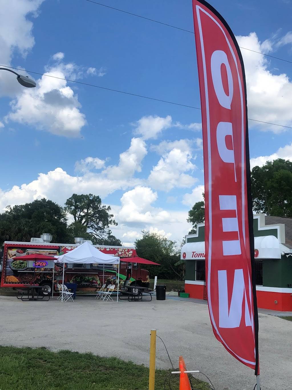 The Family Food Truck | restaurant | 550 Lee Blvd, Lehigh Acres, FL 33936, USA | 2396749322 OR +1 239-674-9322