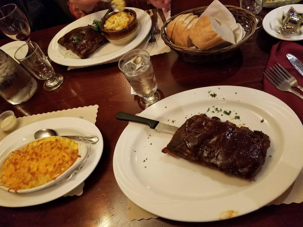 Manor Inn Restaurant | restaurant | 1636 Meriden-Waterbury Turnpike, Milldale, CT 06467, USA | 8606289877 OR +1 860-628-9877