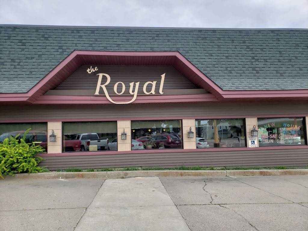 Royal Cafe | restaurant | 120 Broadway W, Little Falls, MN 56345, USA | 3206326401 OR +1 320-632-6401