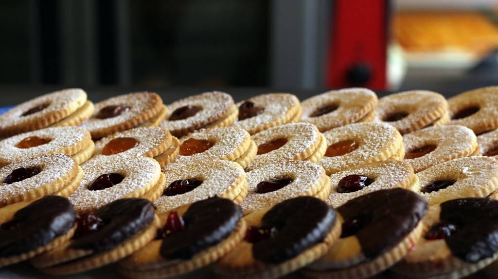 Pizza Metro | restaurant | 1707 W Division St, Chicago, IL 60622, USA | 7732781753 OR +1 773-278-1753