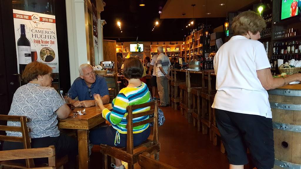 Cru Gastro Lounge | restaurant | 105 W Spring St, Oxford, OH 45056, USA | 5132738013 OR +1 513-273-8013