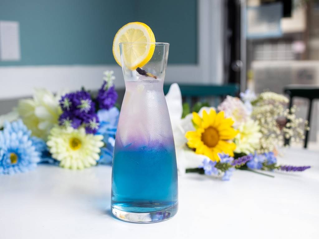 Le Moon Thai Eatery | restaurant | 2380 Lombard St, San Francisco, CA 94123, USA | 4159221599 OR +1 415-922-1599