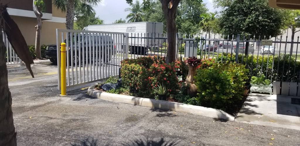 Mozzarita | restaurant | 5392 NE 13th Way, Pompano Beach, FL 33064, USA | 9544265115 OR +1 954-426-5115