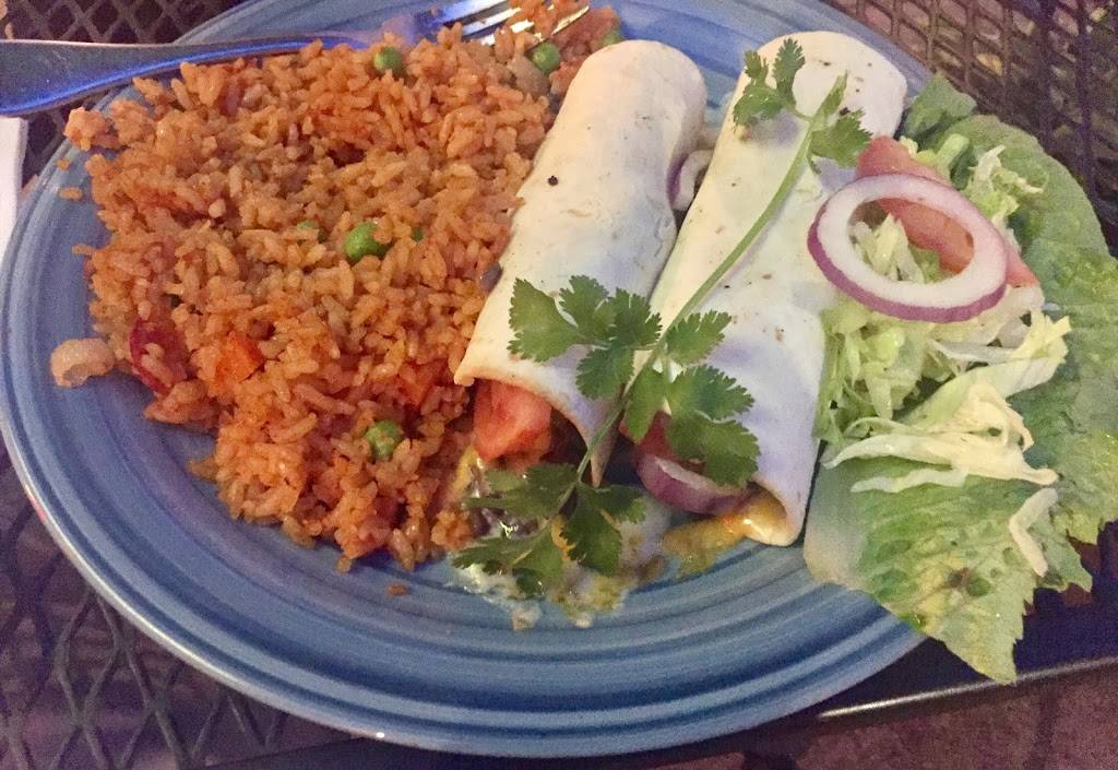 El Amigo Felix | restaurant | 8 Whalley Ave, New Haven, CT 06511, USA | 2037858200 OR +1 203-785-8200