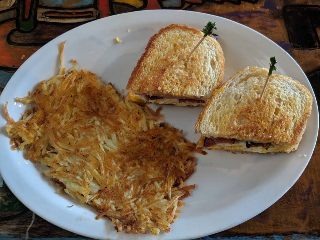 Rey Azteca Restaurant and Bar | restaurant | 6400 Fair Oaks Blvd, Carmichael, CA 95608, USA | 9169938411 OR +1 916-993-8411