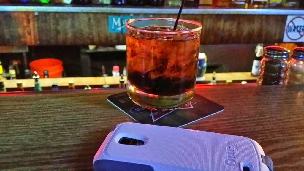 Arties Sportsmens Lounge | night club | 2218 N Federal Hwy, Hollywood, FL 33020, USA | 9549277176 OR +1 954-927-7176