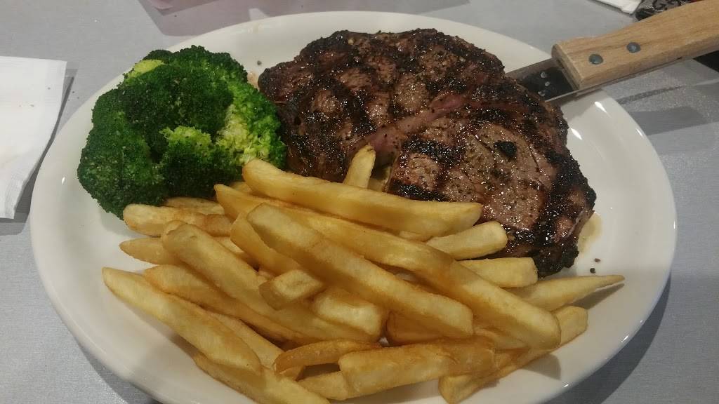 Jacksons Bar & Grill | restaurant | 6020 W Flamingo Rd, Las Vegas, NV 89103, USA | 7023622116 OR +1 702-362-2116