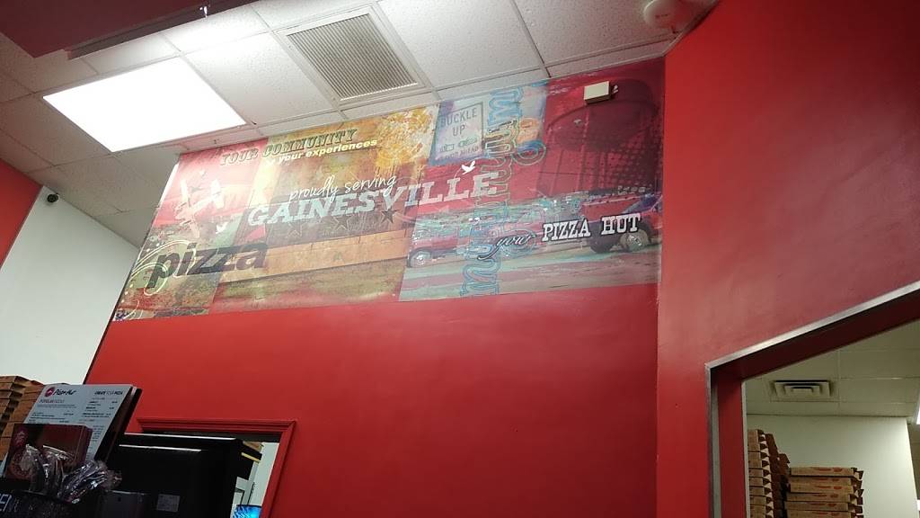 Pizza Hut | restaurant | 1204 N Main St, Gainesville, FL 32601, USA | 3523381776 OR +1 352-338-1776