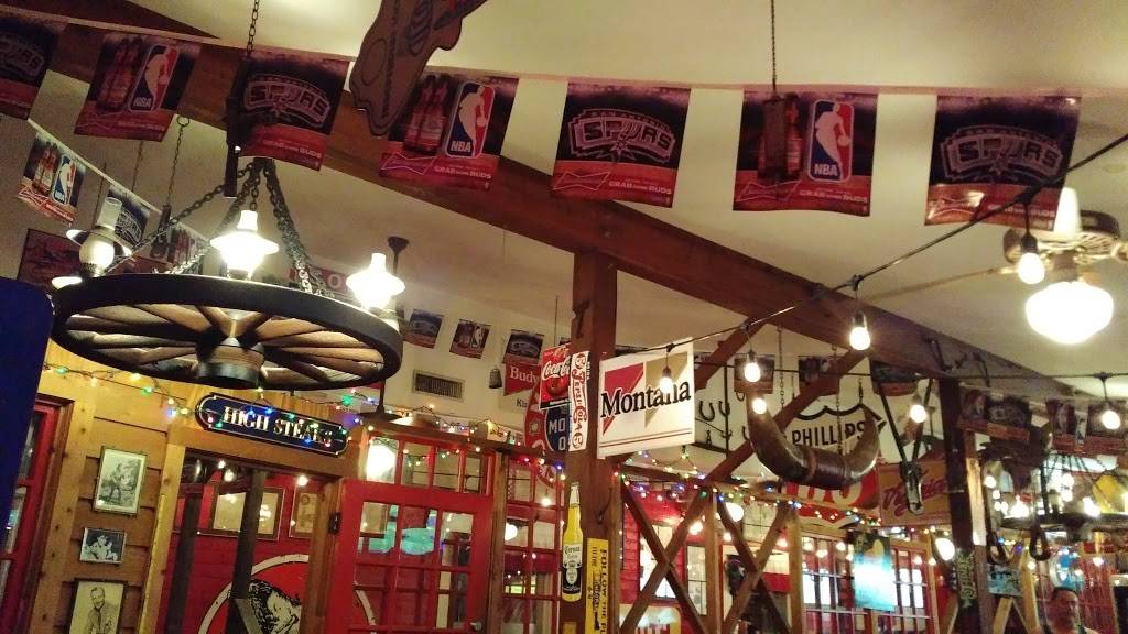 Uncle Barneys | restaurant | 7015 Interstate 35 Access Rd, San Antonio, TX 78224, USA | 2109226602 OR +1 210-922-6602