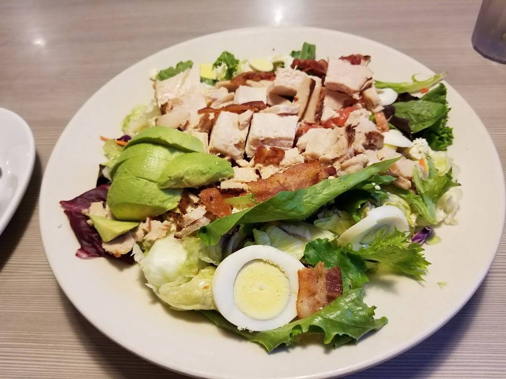 Perkins Restaurant & Bakery | restaurant | 17080 US-441, Mt Dora, FL 32757, USA | 3527355191 OR +1 352-735-5191