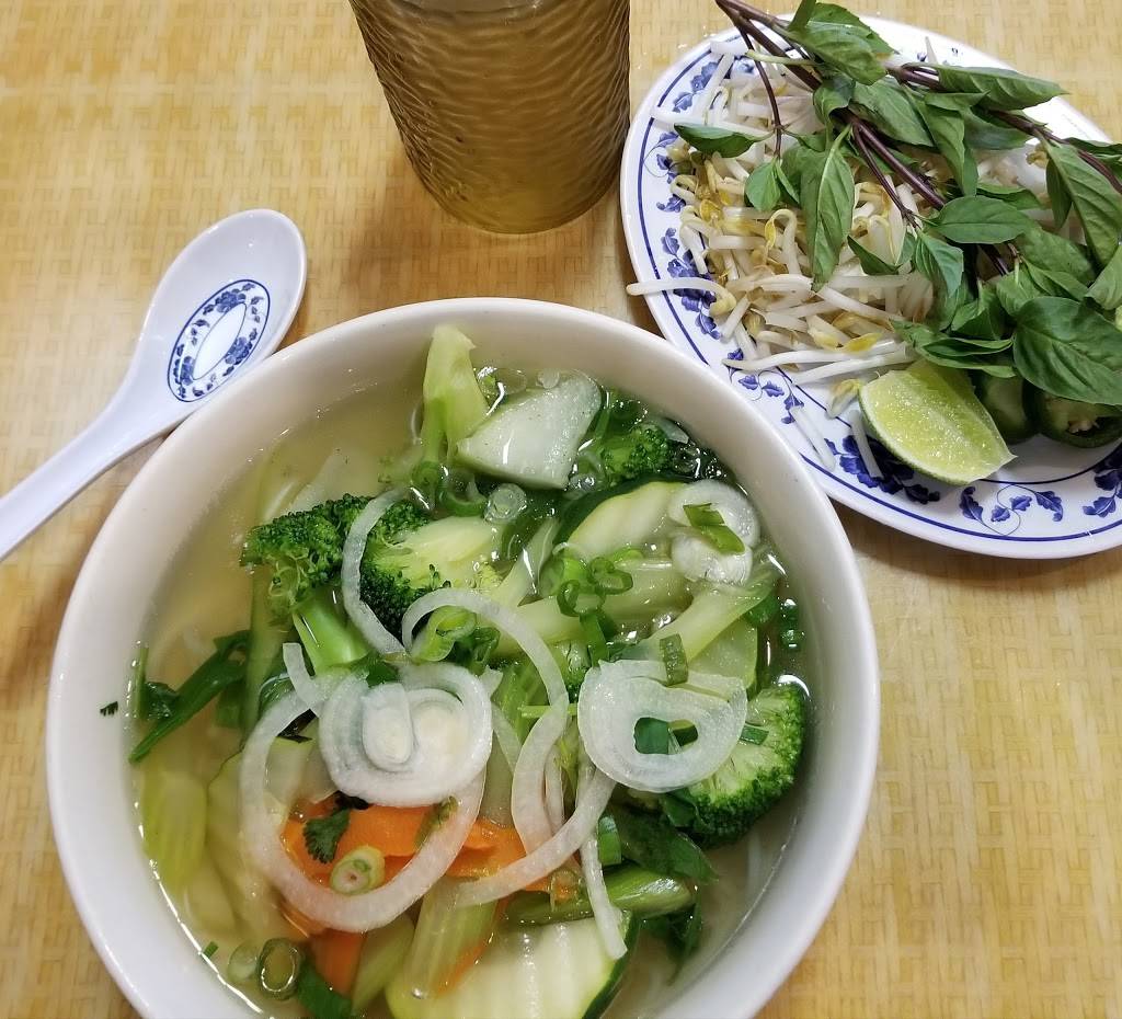 Pho Xpress | restaurant | 6533 Mission Gorge Rd, San Diego, CA 92120, USA | 6192843268 OR +1 619-284-3268