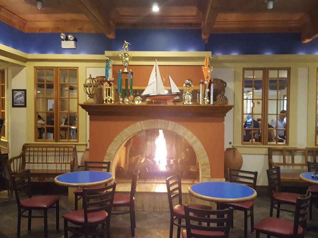 Greek Islands | restaurant | 300 E 22nd St, Lombard, IL 60148, USA | 6309324545 OR +1 630-932-4545