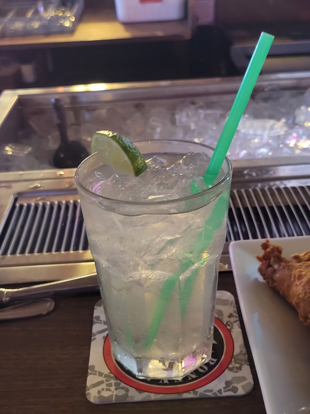 Trophy Club Bar & Grill | restaurant | 812 S Central Ave, Medford, OR 97501, USA | 5417724131 OR +1 541-772-4131