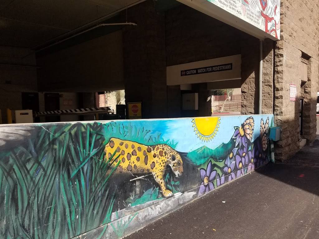 Majerles Sports Grill | restaurant | 24 N 2nd St, Phoenix, AZ 85004, USA | 6022530118 OR +1 602-253-0118