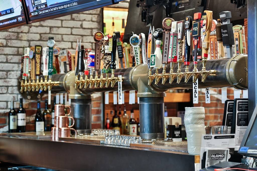 Liquid Sunshine Taproom | restaurant | 12750 Westport Pkwy, La Vista, NE 68138, USA | 4029052050 OR +1 402-905-2050