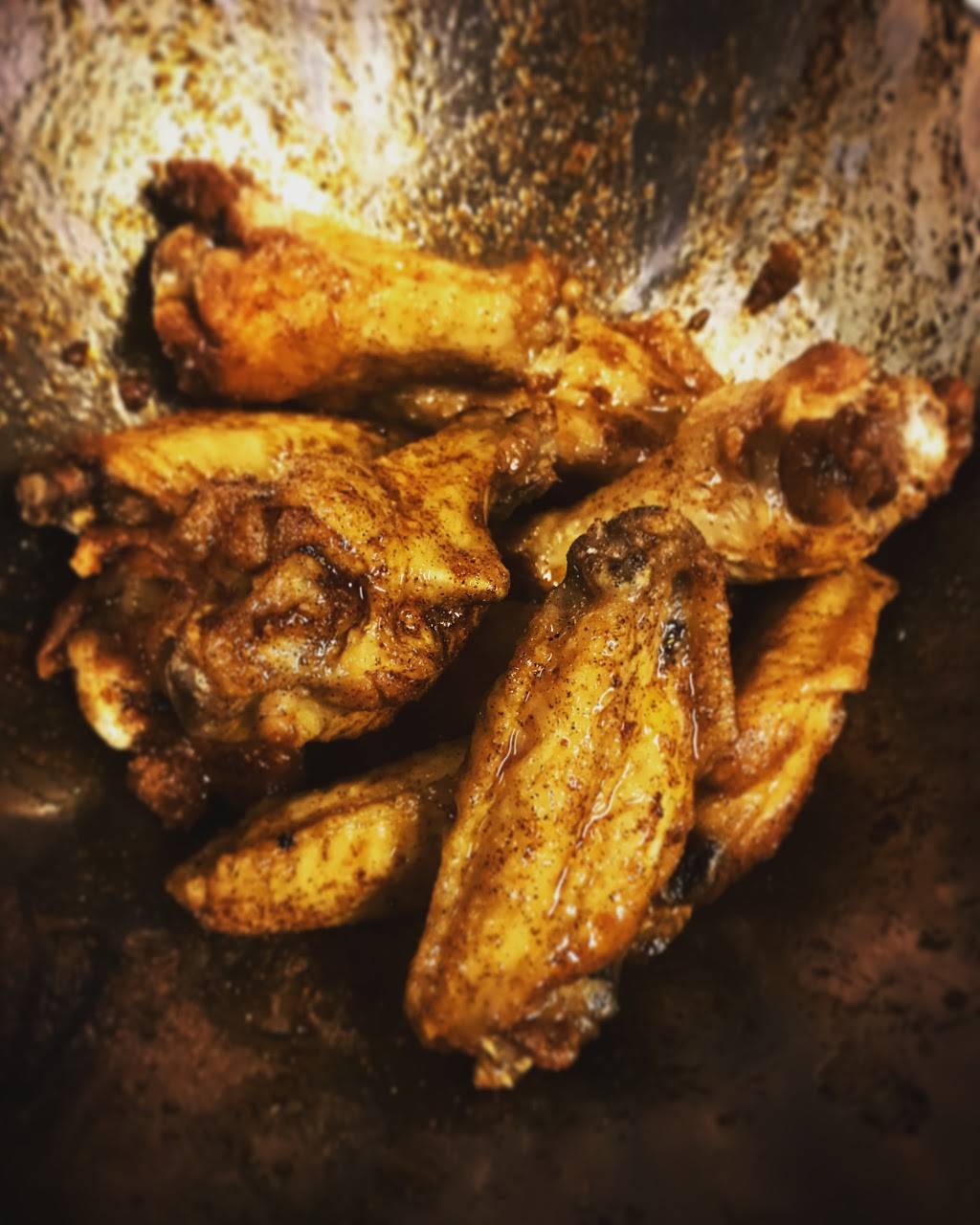 Old Louisville Pizza Pub | restaurant | 1201 S 1st St, Louisville, KY 40203, USA | 5026356960 OR +1 502-635-6960