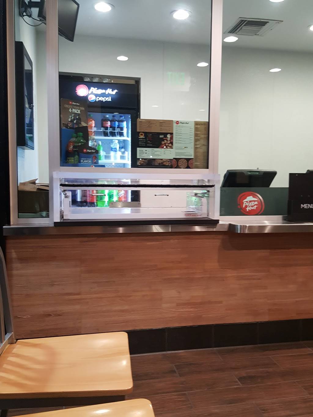 Pizza Hut | restaurant | 1102 E Highland Ave, San Bernardino, CA 92404, USA | 9098811111 OR +1 909-881-1111