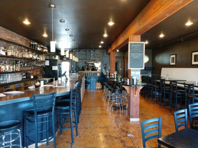 S/T Hooligans | restaurant | 4354 Leary Way NW, Seattle, WA 98107, USA | 2066594754 OR +1 206-659-4754