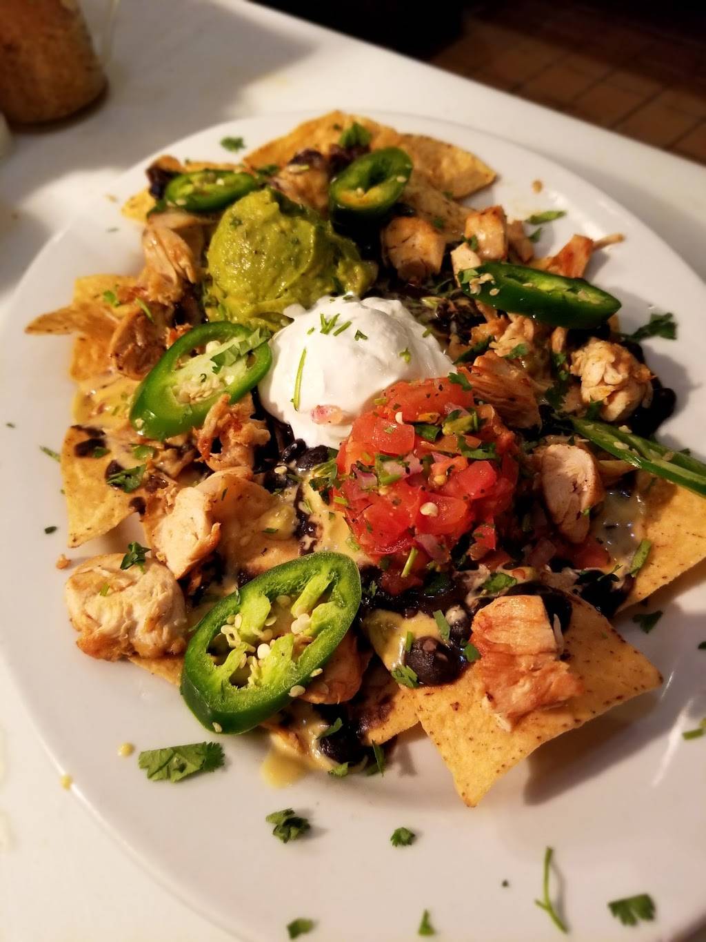 Bar Louie - The Promenade Bolingbrook | night club | 619 E Boughton Rd #A, Bolingbrook, IL 60440, USA | 6304107100 OR +1 630-410-7100