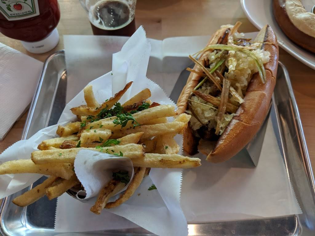 Hops and Sessions | restaurant | 2339 First St, Livermore, CA 94550, USA | 9254954118 OR +1 925-495-4118