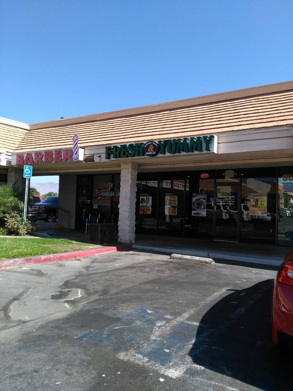 Fresh And Yummy | restaurant | 3112 W Florida Ave, Hemet, CA 92545, USA | 9519256981 OR +1 951-925-6981