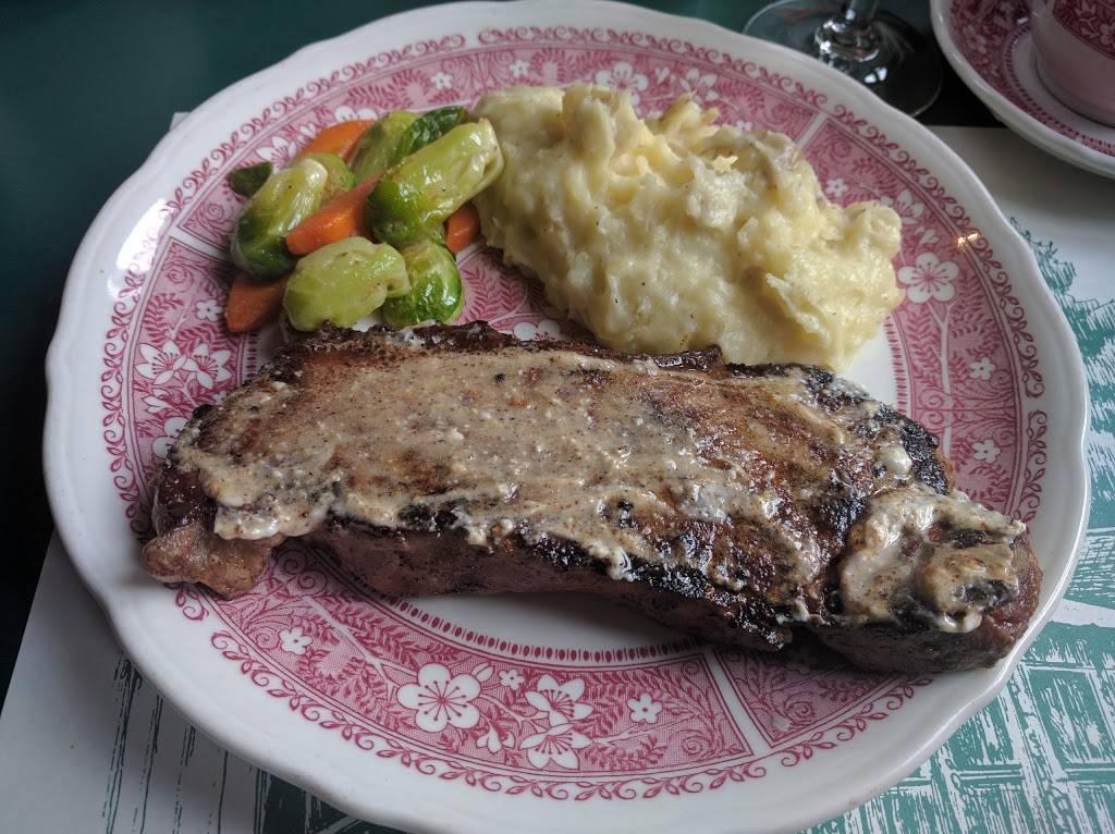 The Iron Door | restaurant | 5417 Johnsville Rd, Blairsden-Graeagle, CA 96103, USA | 5308362376 OR +1 530-836-2376