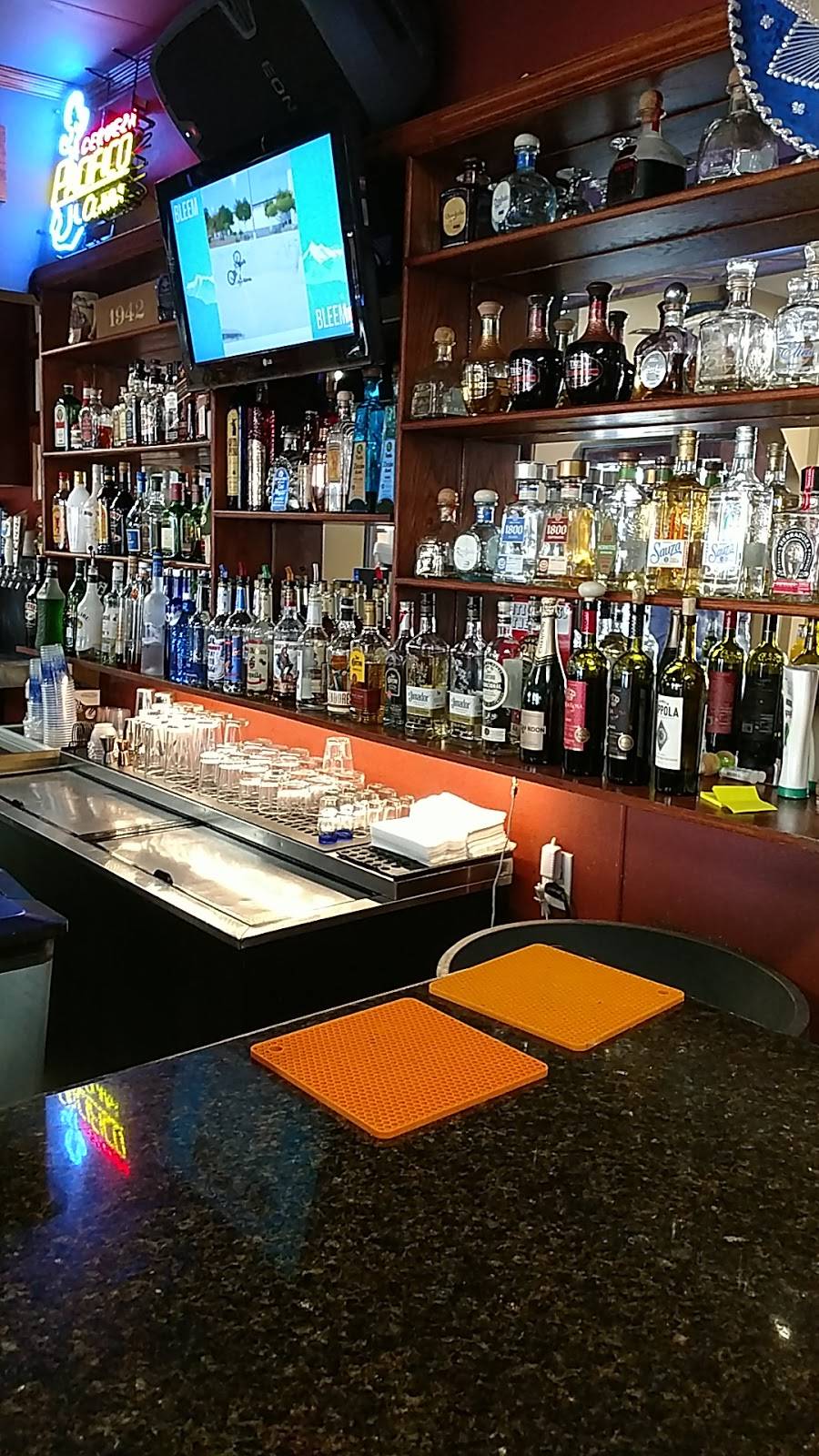 El Puerto Seafood & Mexican Restaurant | restaurant | 2105 Edison Hwy, Bakersfield, CA 93305, USA | 6613261425 OR +1 661-326-1425