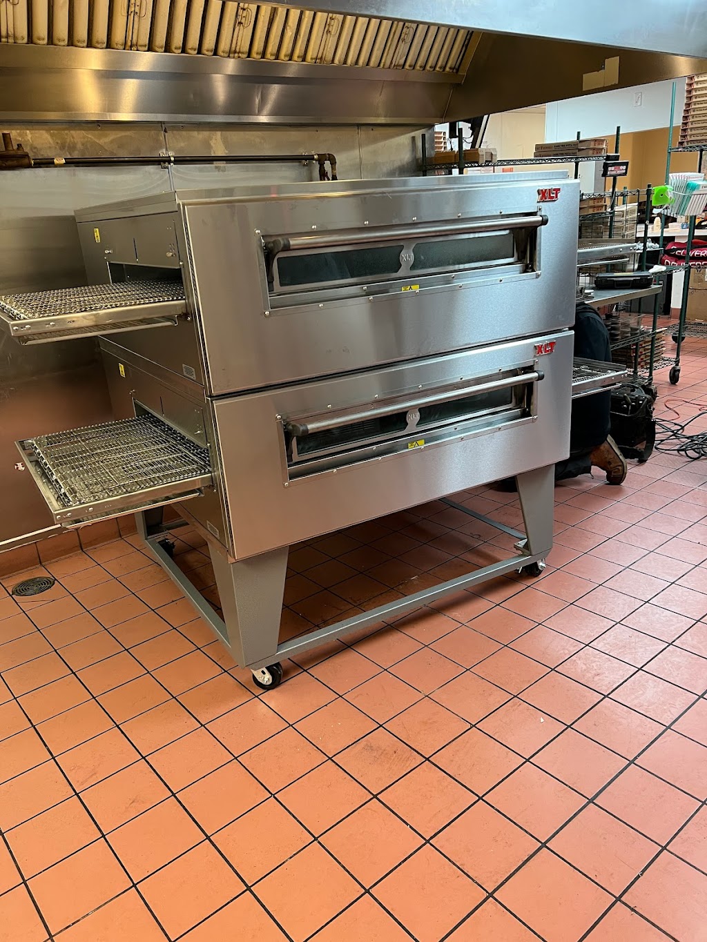 B&D Transfer Inc. | restaurant | 19131 Industrial Blvd NW, Elk River, MN 55330, USA | 6123086985 OR +1 612-308-6985