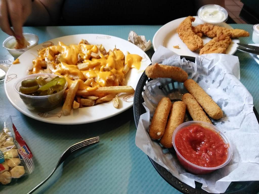 Lindys Chili & Gerties Ice Cream | restaurant | 7208 W 87th St, Bridgeview, IL 60455, USA | 7084300019 OR +1 708-430-0019