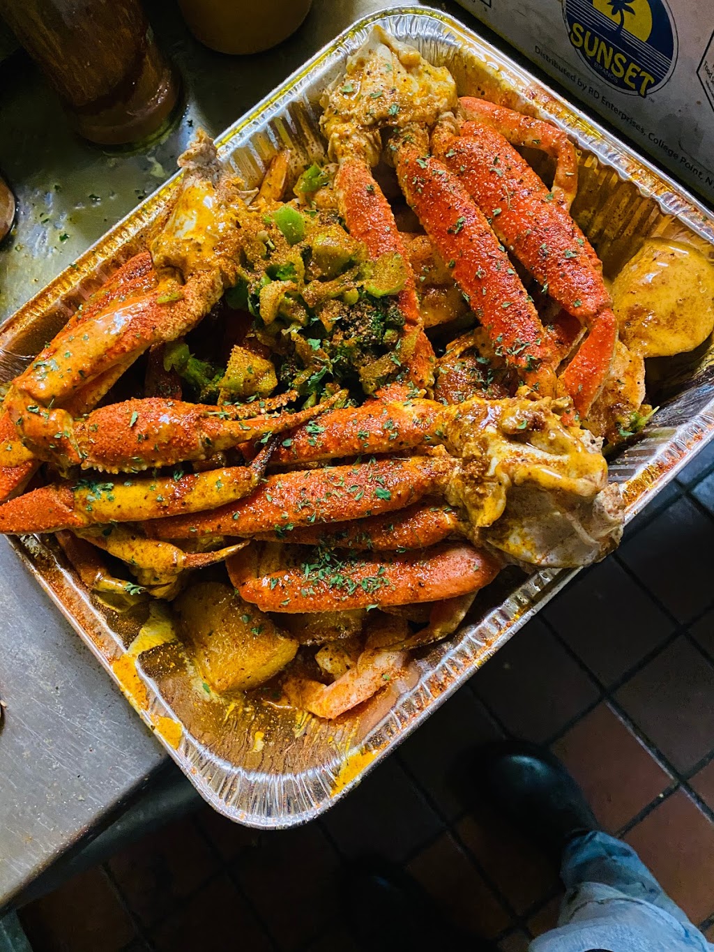 Rich World Seafood and Wingz | restaurant | 3145 N Watkins St, Memphis, TN 38127, USA | 9013104141 OR +1 901-310-4141