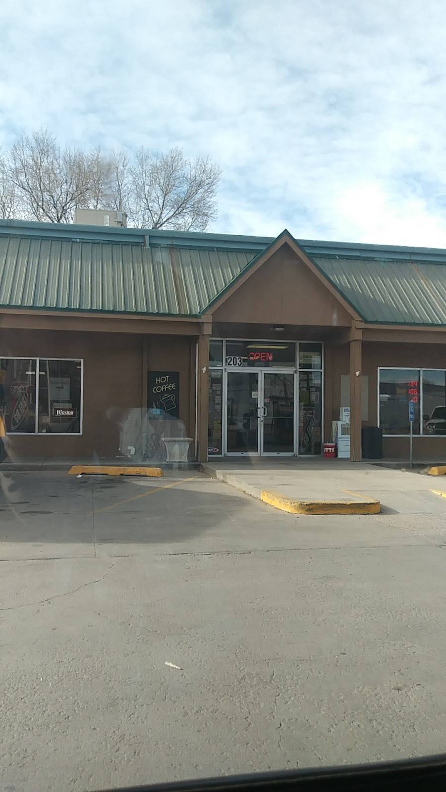 Subway | meal takeaway | 203 US Hwy 85, Ault, CO 80610, USA | 9708341376 OR +1 970-834-1376