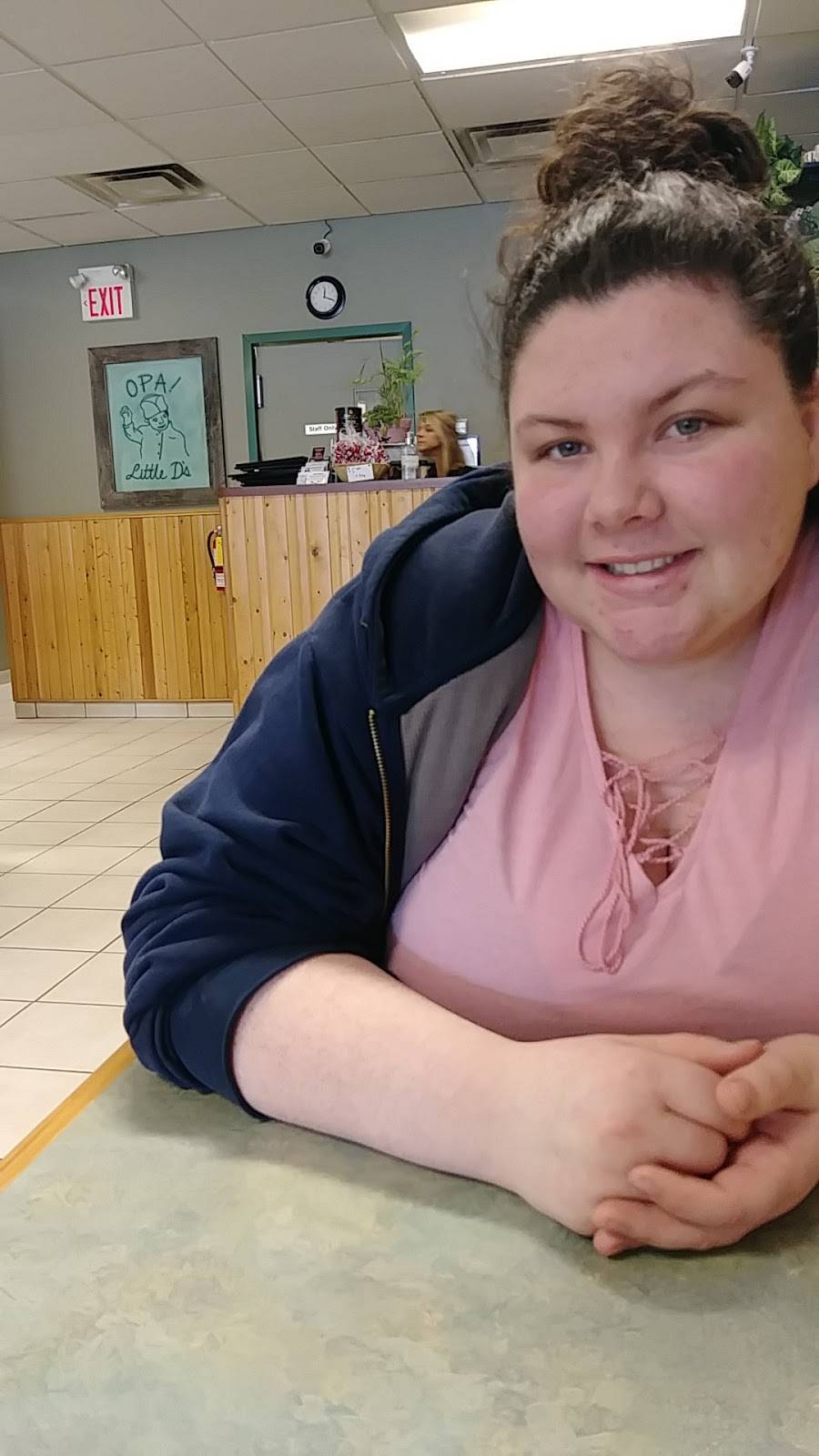 Little Ds Family Restaurant | restaurant | 165 Wellington St W, Barrie, ON L4N 1L7, Canada | 7058122215 OR +1 705-812-2215