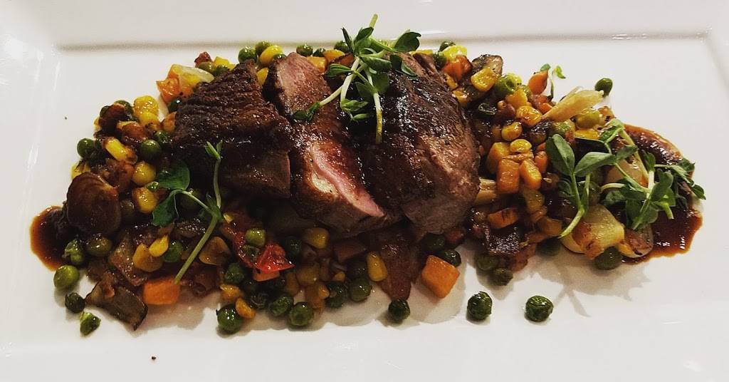 Bella Vita Ristorante | restaurant | 142 Queen St, Niagara-on-the-Lake, ON L0S 1J0, Canada | 9054683263 OR +1 905-468-3263