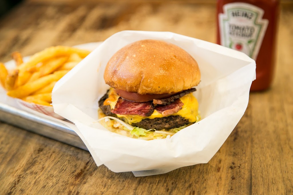 Holy Cow | restaurant | 34 Canal St, New York, NY 10002, USA | 2127749446 OR +1 212-774-9446