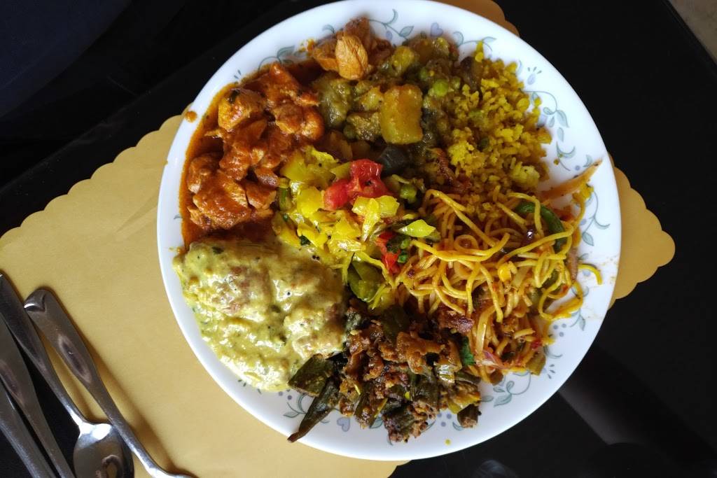 Indian Village Restaurant | restaurant | 7640 W Forest Home Ave, Greenfield, WI 53220, USA | 4145859777 OR +1 414-585-9777