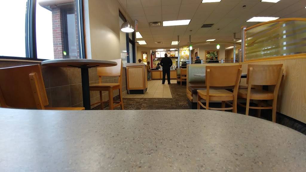 Wendys | restaurant | 3994 Red Bank Rd, Cincinnati, OH 45227, USA | 5139046998 OR +1 513-904-6998