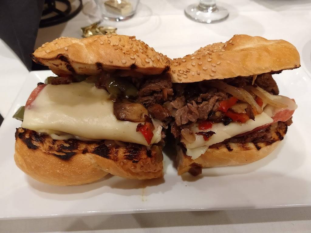 Petrillos Italian Kitchen | restaurant | 6 Foster St, Peabody, MA 01960, USA | 9789775330 OR +1 978-977-5330