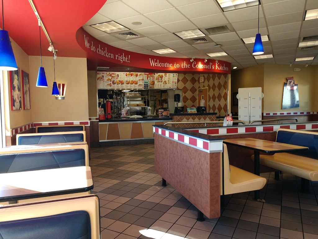 KFC | restaurant | 250 Penninger Road, Central Point, OR 97502, USA | 5416652888 OR +1 541-665-2888