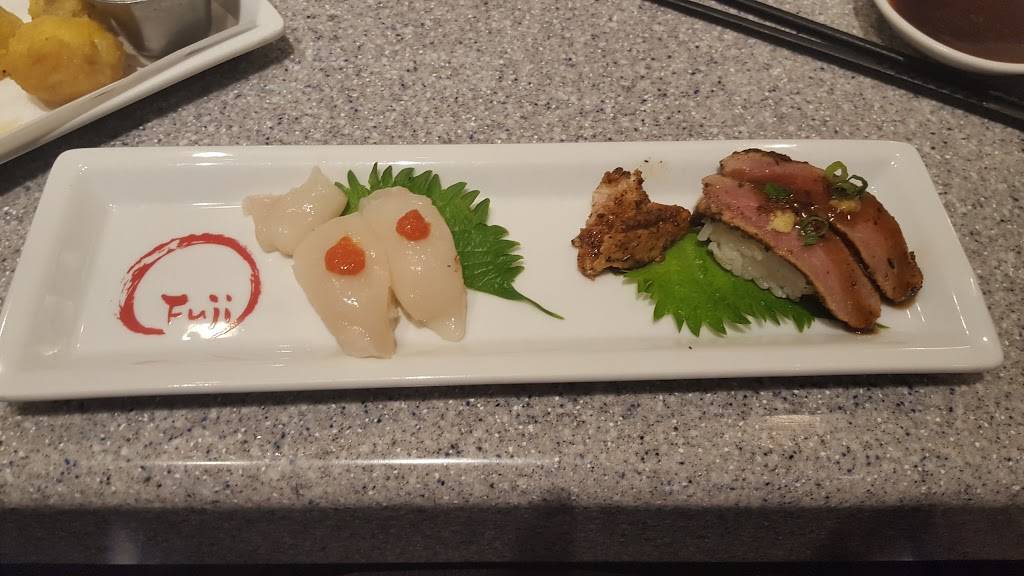 Fuji Japanese Cuisine and Sushi Bar | restaurant | 8226 E 71st St, Tulsa, OK 74133, USA | 9182501821 OR +1 918-250-1821