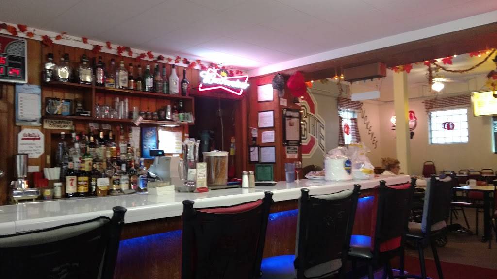 Blackberry Corner Tavern | bakery | 5975 N Elliston-Trowbridge Rd, Martin, OH 43445, USA | 4198368377 OR +1 419-836-8377