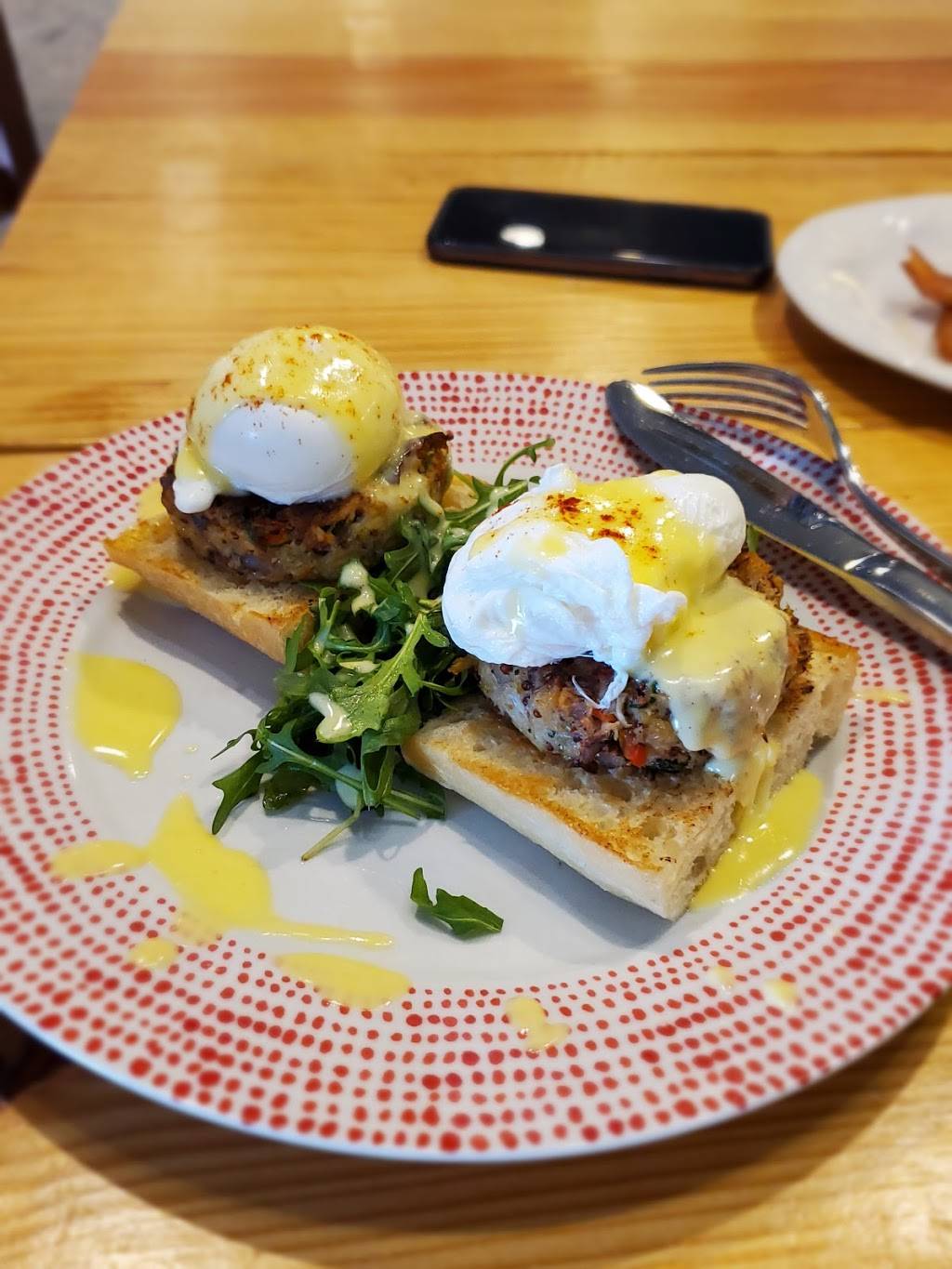 Café Linger | cafe | 2912 Edgewater Dr, Orlando, FL 32804, USA | 4079300473 OR +1 407-930-0473