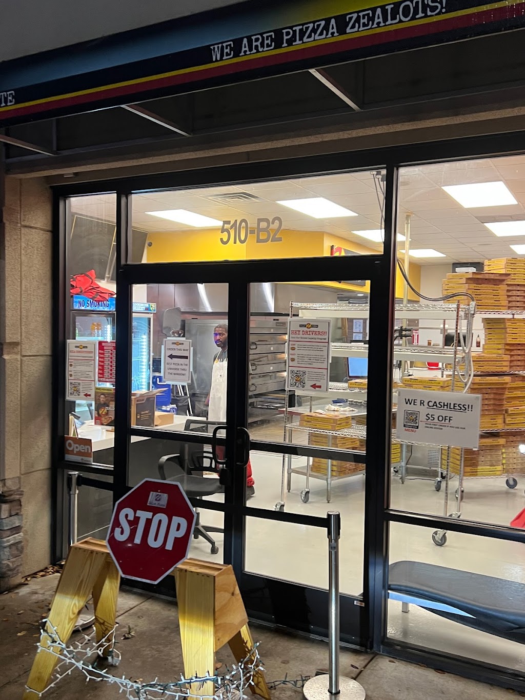 Zalat Pizza | restaurant | 510 Gray St Suite 2B, Houston, TX 77002, USA | 7139033420 OR +1 713-903-3420